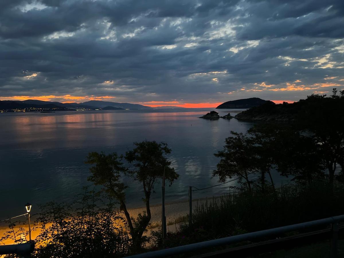 Kallithea Nea Iraklitsa Luaran gambar